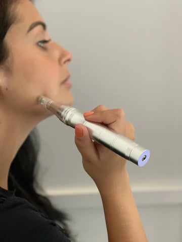 APPAREIL DE MICRONEEDLING